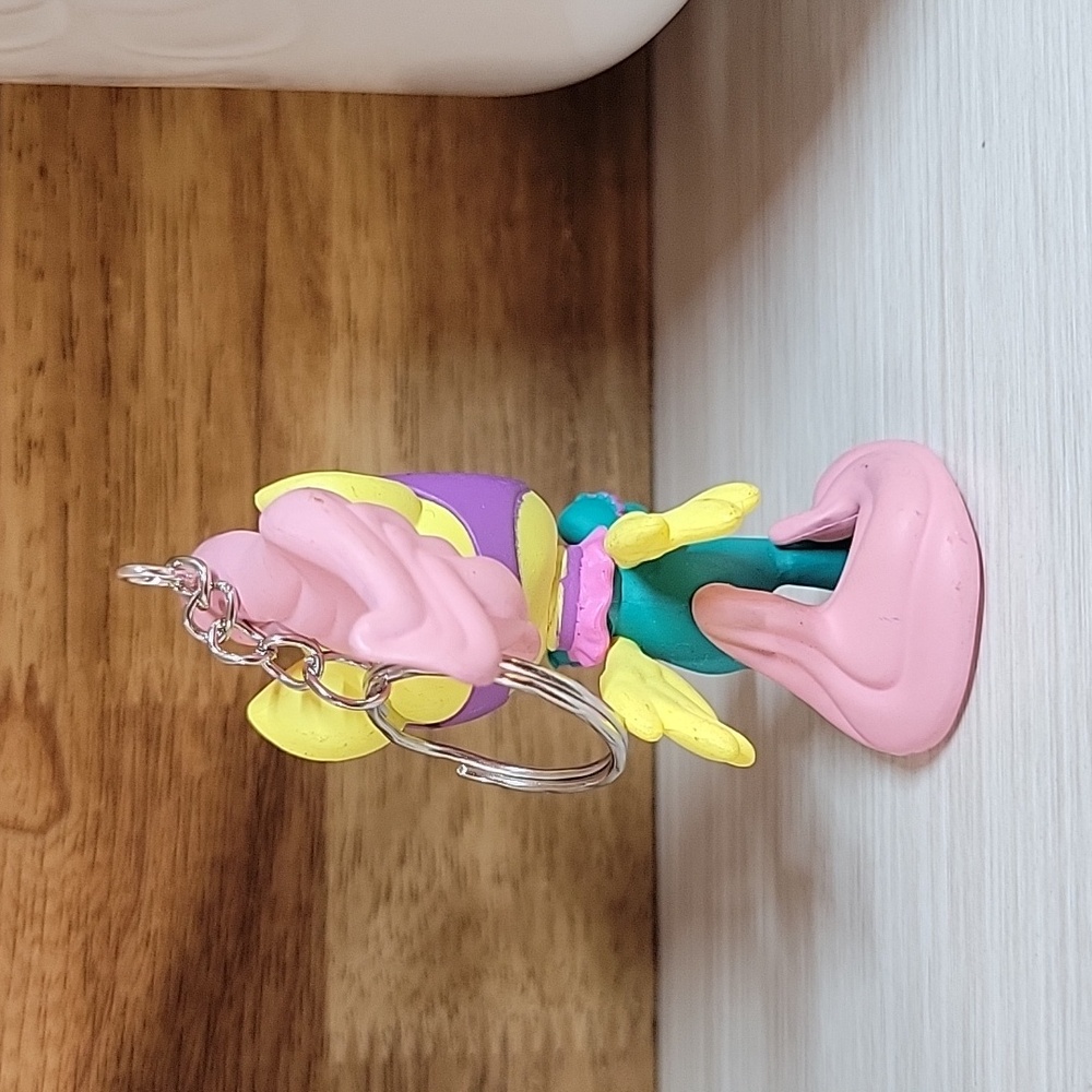 FUNKO FLUTTERSHY MY LITTLE PONY KEYCHAIN - Picture 5 of 7